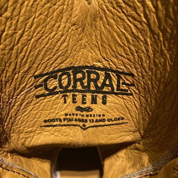 CORRAL KIDS' EMBROIDERED SQUARE TOE WESTERN BOOTS - Picture 7 of 14